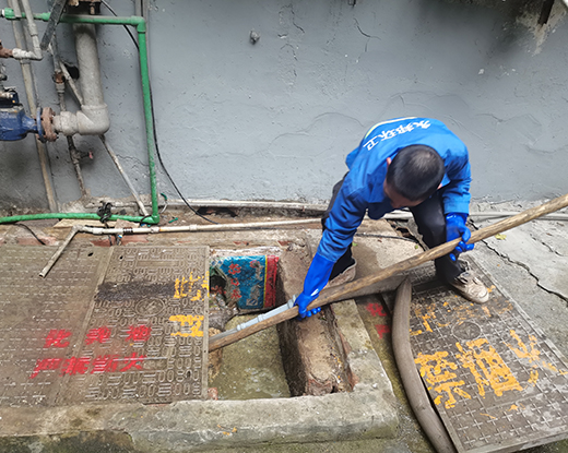 东宝清掏化粪池